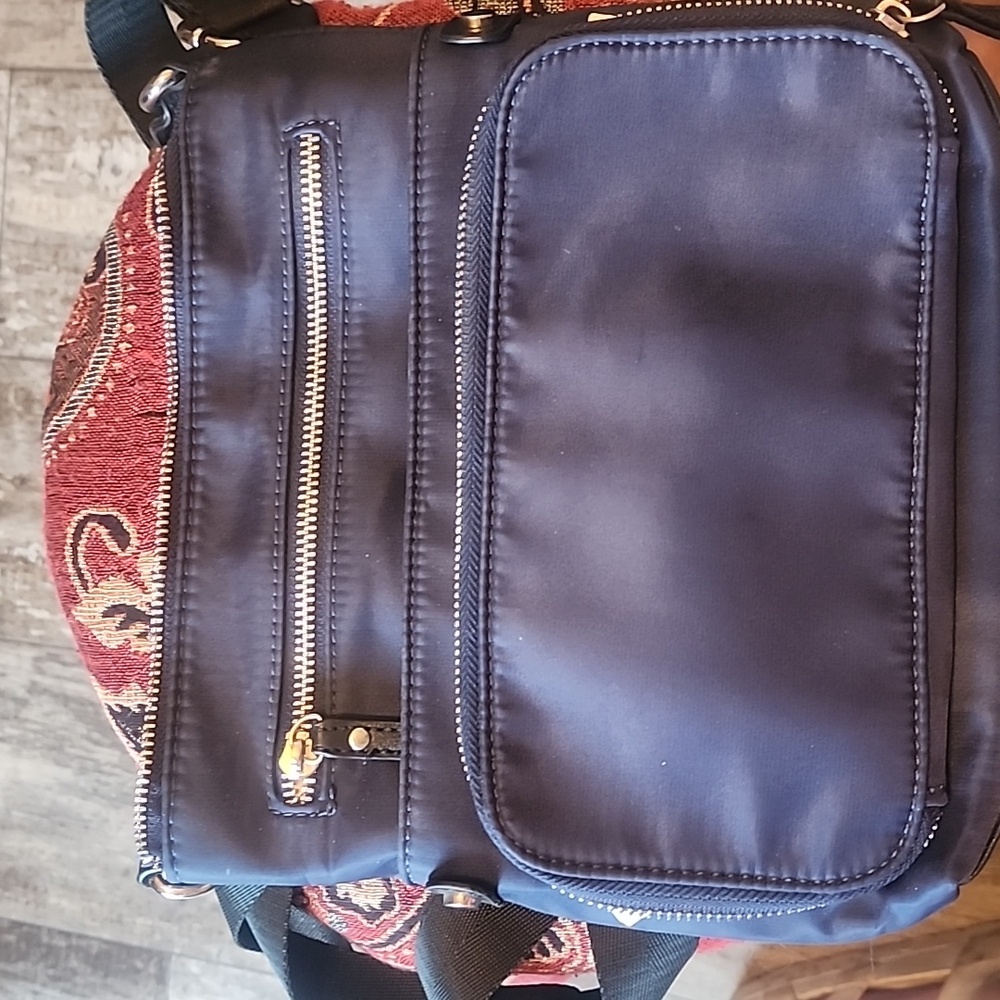 😎Kate And Alex Cuffaro Navy Crossbody Bag with Silver Accents